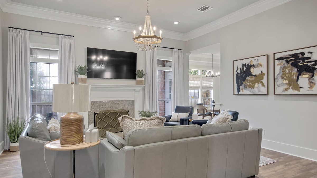 Milton House | Whether you need a quick weekend getaway or an extended stay, this home is you.