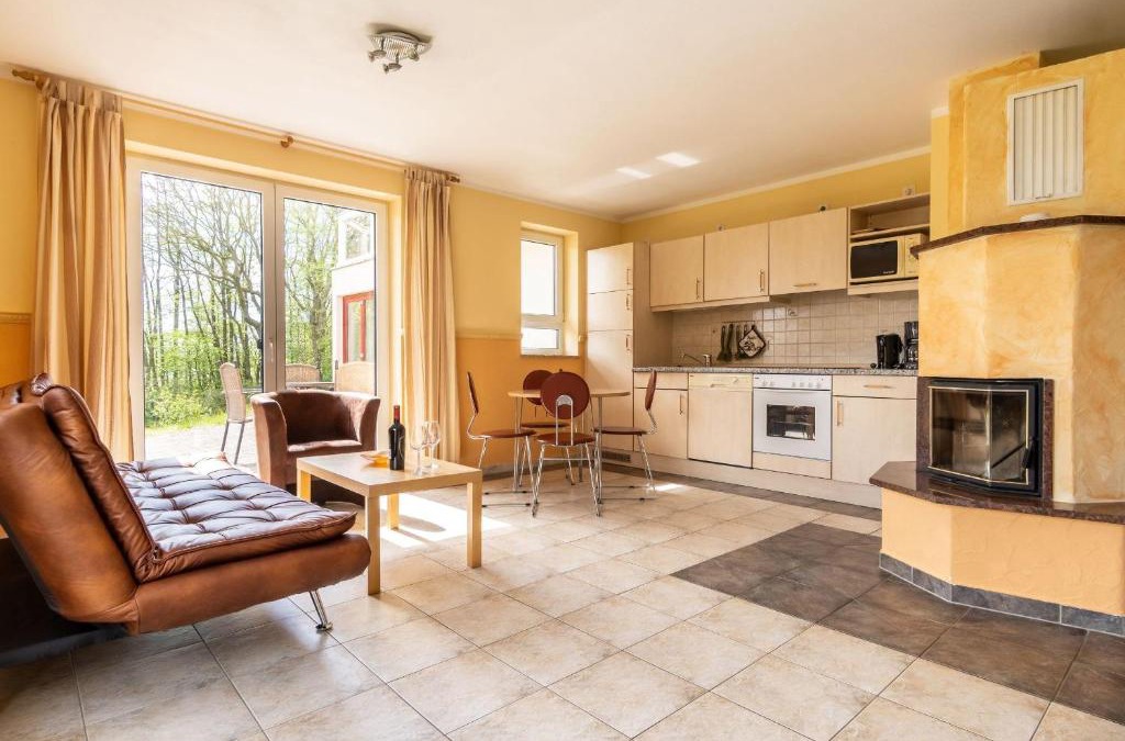 Buschvitz Apartment | Whg-2-Habichtssicht-Ferienhaus-Am-Boddenufer-Buschvitz