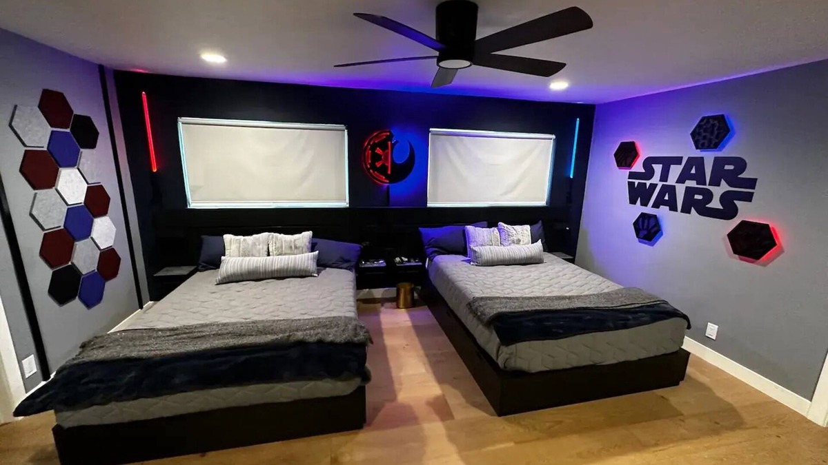 Fullerton House | Whimsical Guest House with Disney-themed Rooms, Pool & Spa