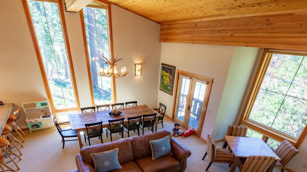 Juniper Ridge House | Whiskey Slide 4 Bedroom with Expansive View of Kirkwood