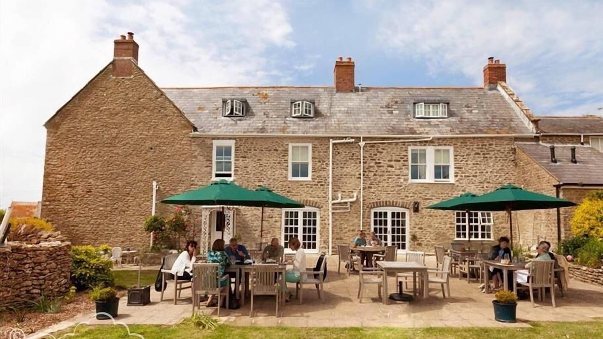 West Bexington Cottage | Whispering Pines Cottage