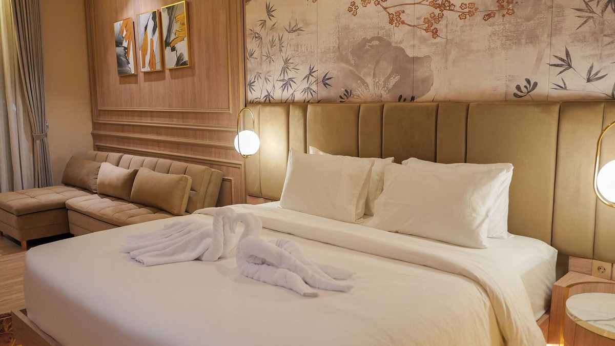 Java Hotel | Whistler Garden Hotel