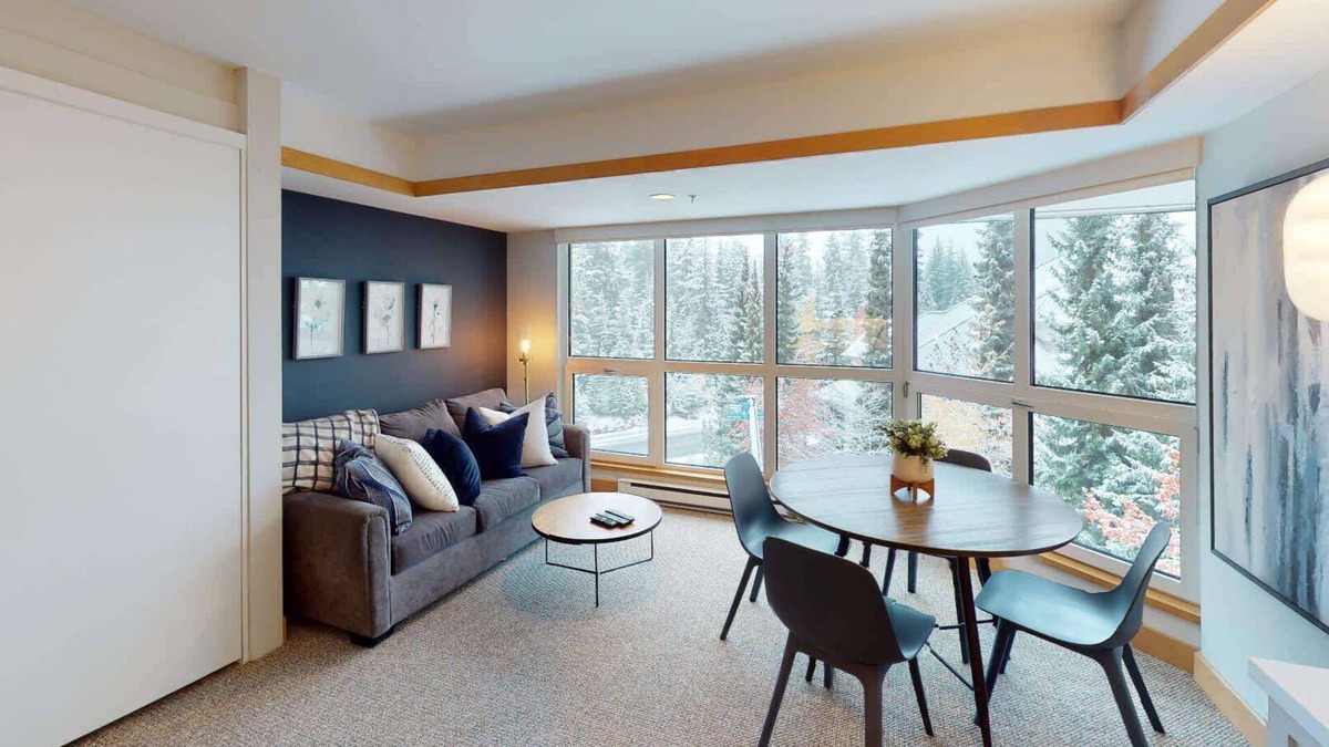 Blackcomb Hotel | Whistler - Le Chamois - 1 bedroom #411