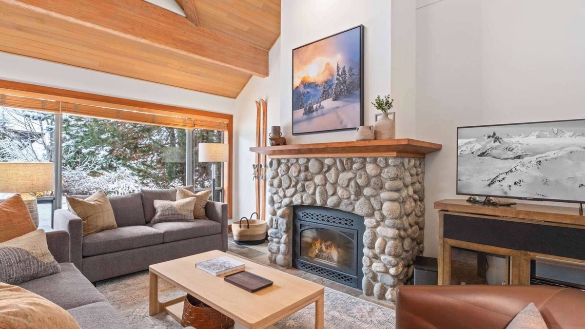 Village North House | Whistler - Montebello 4739