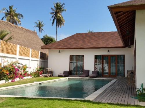 Gili Air Villa | White Coral Villa - Private Villa & Pool