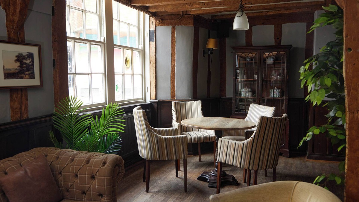 Braintree Hotel | White Hart Braintree by Greene King Inns