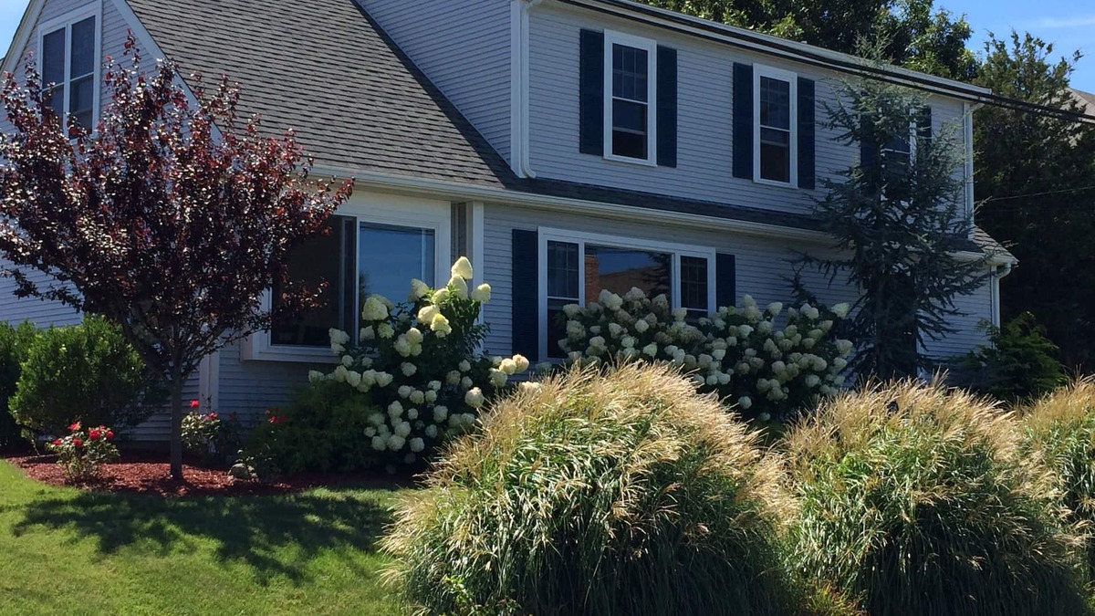 Manomet House | White Horse Beach Rental - Pet Friendly