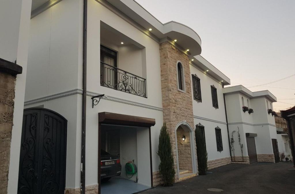 Kentron Villa | White House