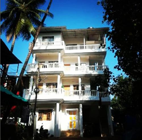 Mandrem Apartment | White House Beach Apartments