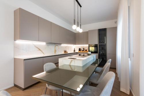 Milan Apartment | White House Villa con posti auto Milano