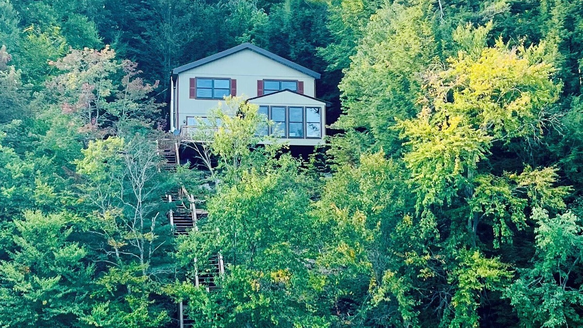 Woodgate House | White Lake Waterfront Camp