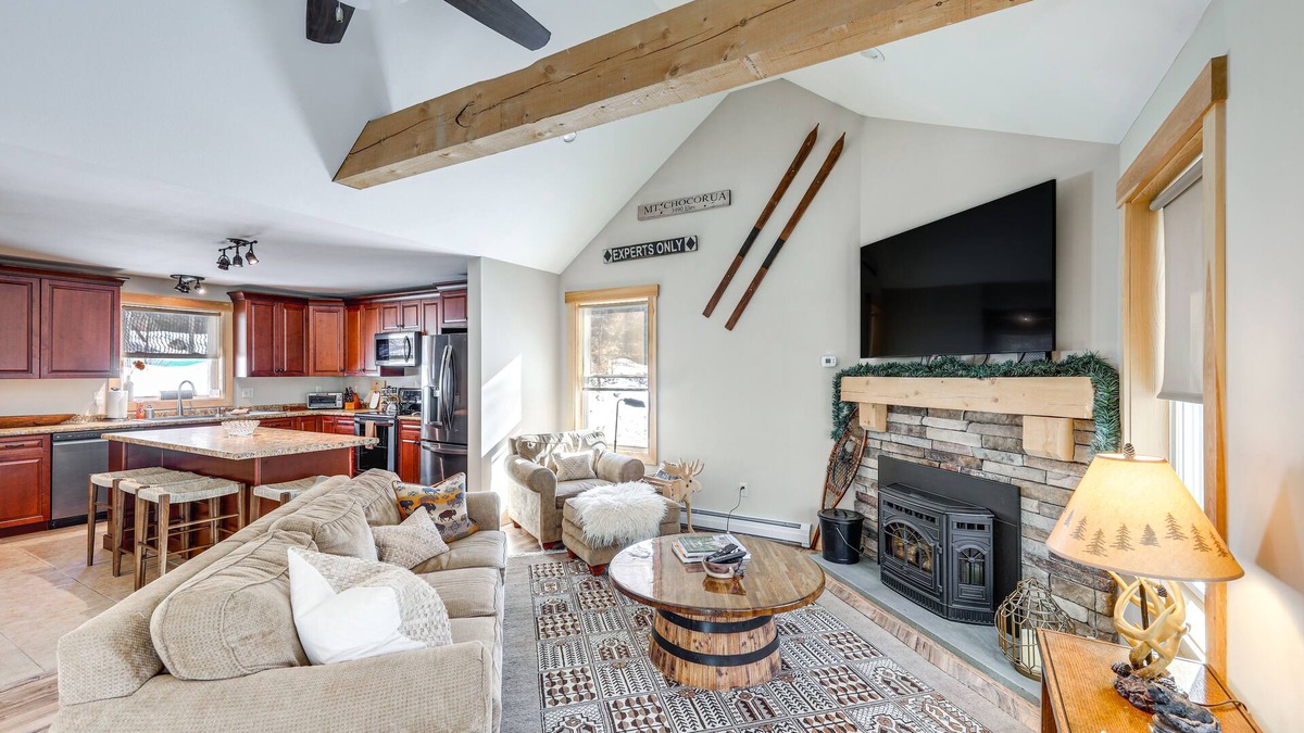 Eidelweiss Village House | White Mountain Home Near Lakes & Kancamagus Hwy!