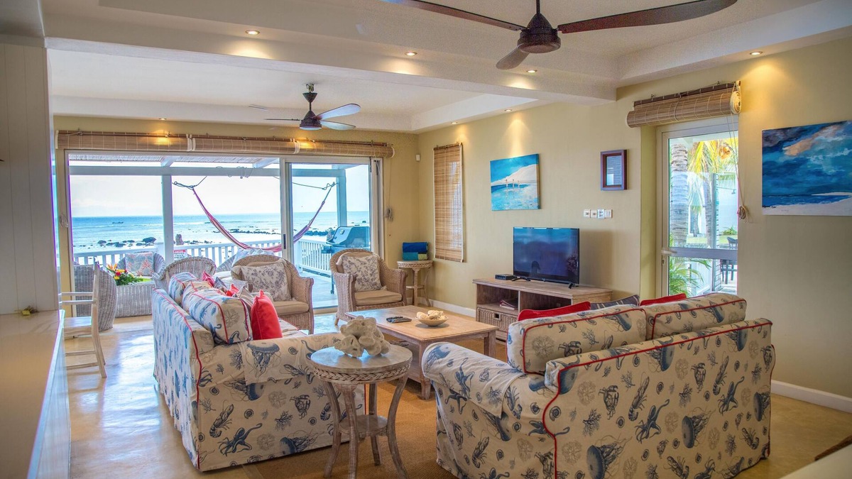 Pointe aux Biches Villa | White Oaks Villas