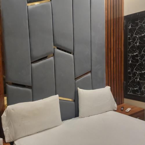 Karachi Hotel | White Palace Hotel