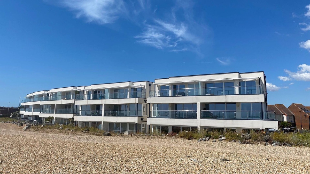 Eastbourne House | White Point beach house