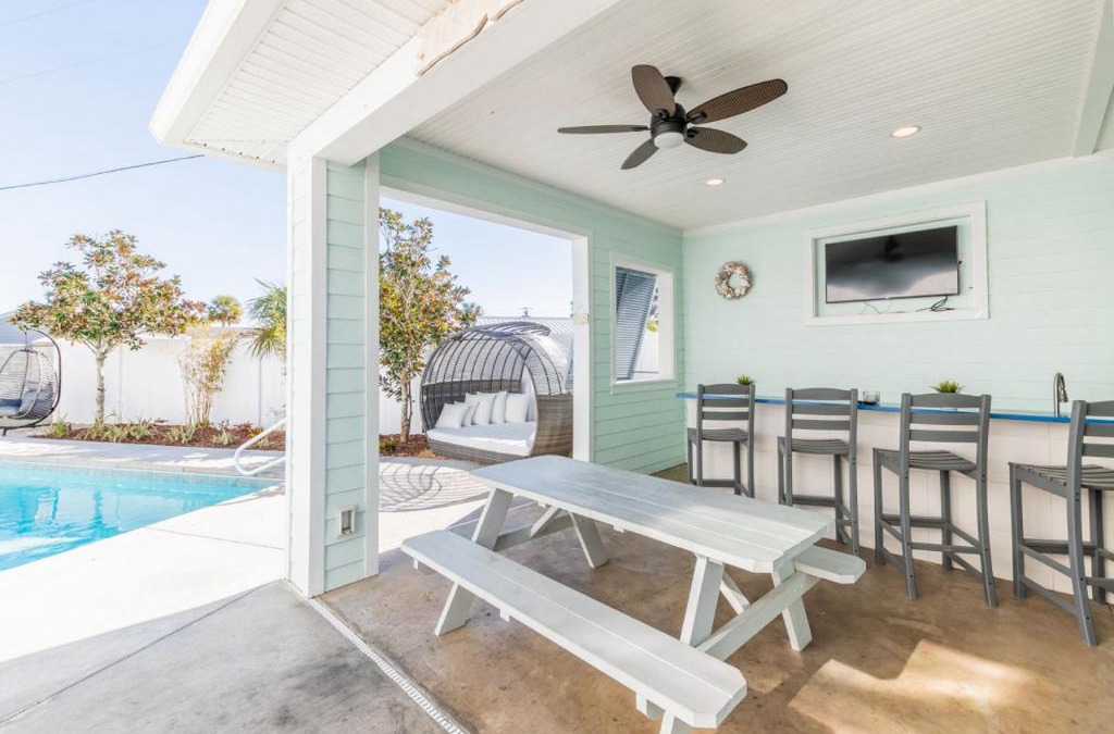 Butler Beach House | White Rose Sleeps 24 Private Heated Pool Beach