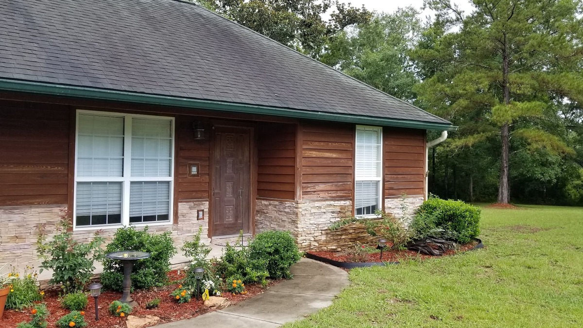 Crawfordville House | White Squirrel Cottage