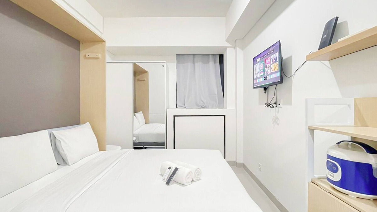 Makassar Apartment | White Studio Room (No Kitchen) At Bandaraya - Tallasa City Makassar Apartment