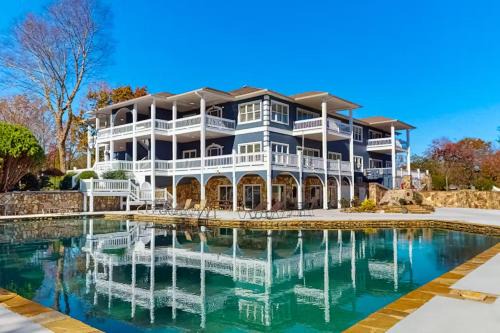 Ellijay Hotel | Whitepath Lodge and Resort