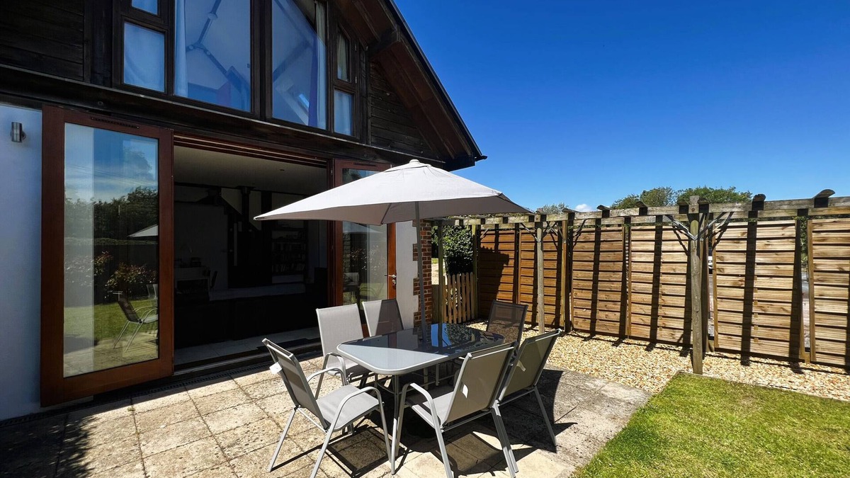 Newport House | Whitestone Barn, The Isle of Wight.