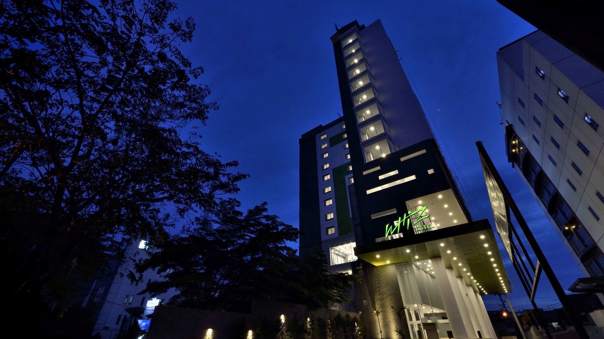 Pekanbaru Hotel | Whiz Prime Hotel Sudirman Pekanbaru