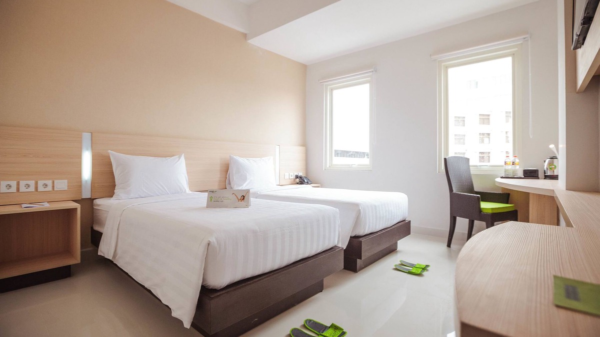 Makassar Hotel | Whiz Prime Sudirman Makassar