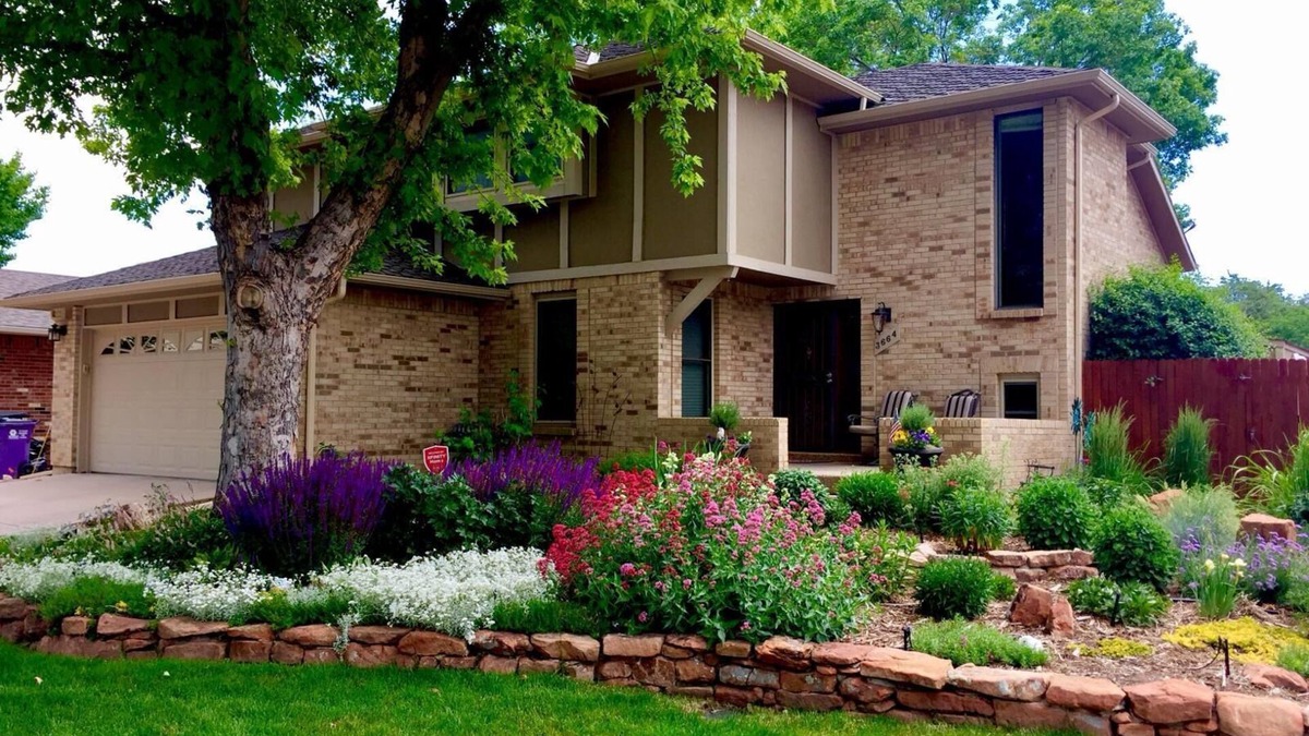 Bear Valley House | Whole Denver Home, close to it all!