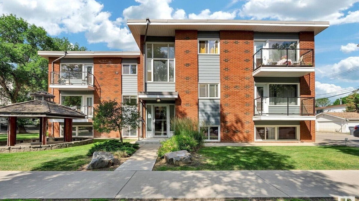 Old Strathcona Apartment | Whyte Av Condo | UofA | Hospital