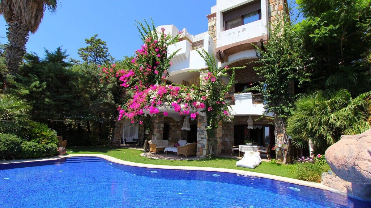Bodrum City Center Villa | WİTH AMAZİNG SEA AND CASTLE VİEW
