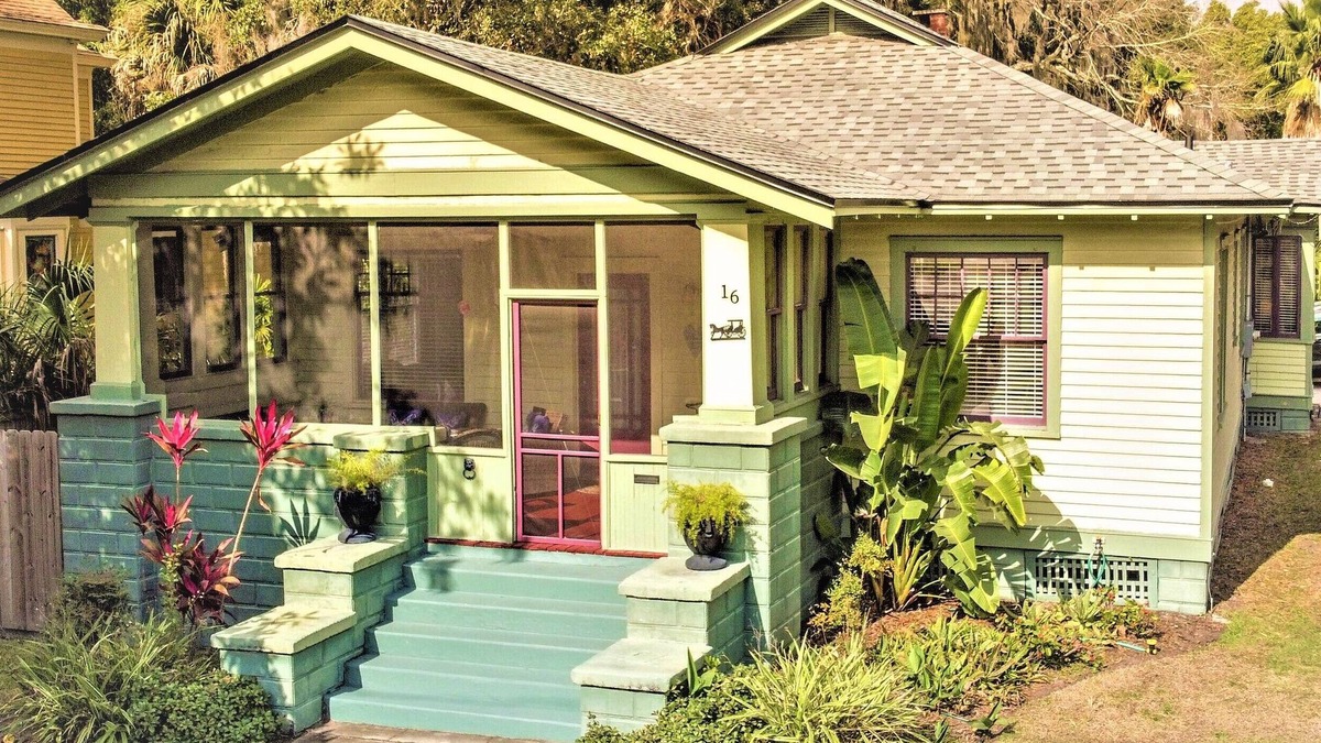 Downtown Historic District Cottage | “Wicked Easy” walk downtown - Enjoy 6 rms one house living - 16 Carrera St