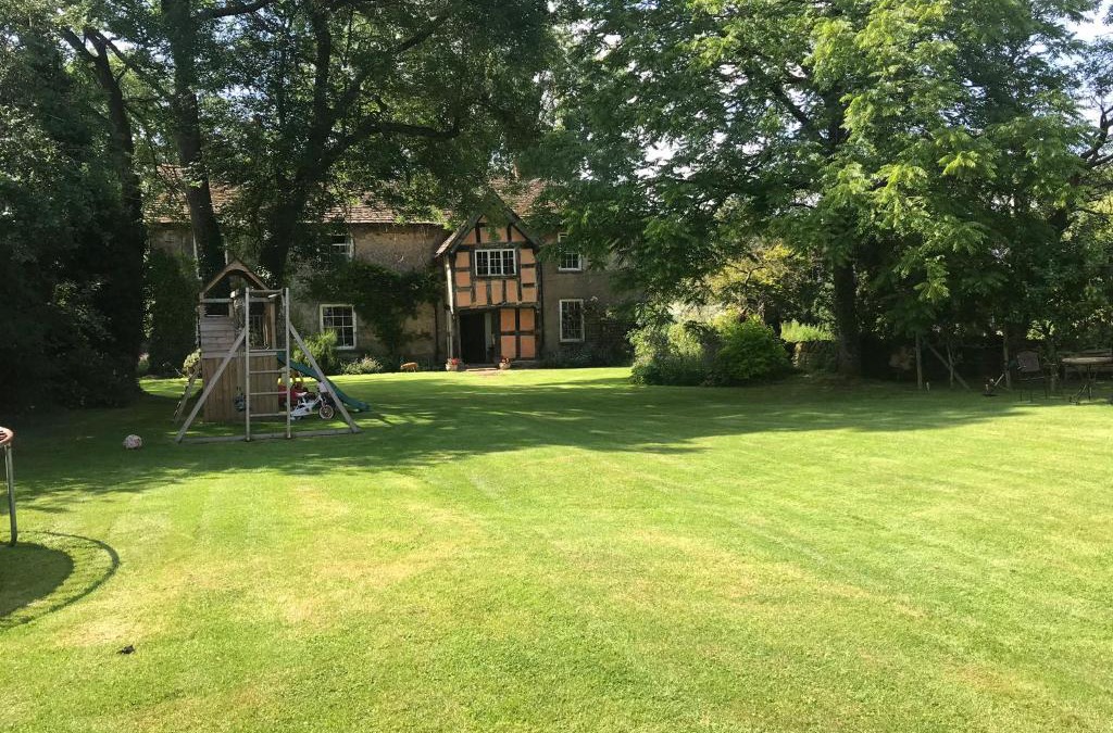 Leominster Bed & Breakfast | Wickton Court