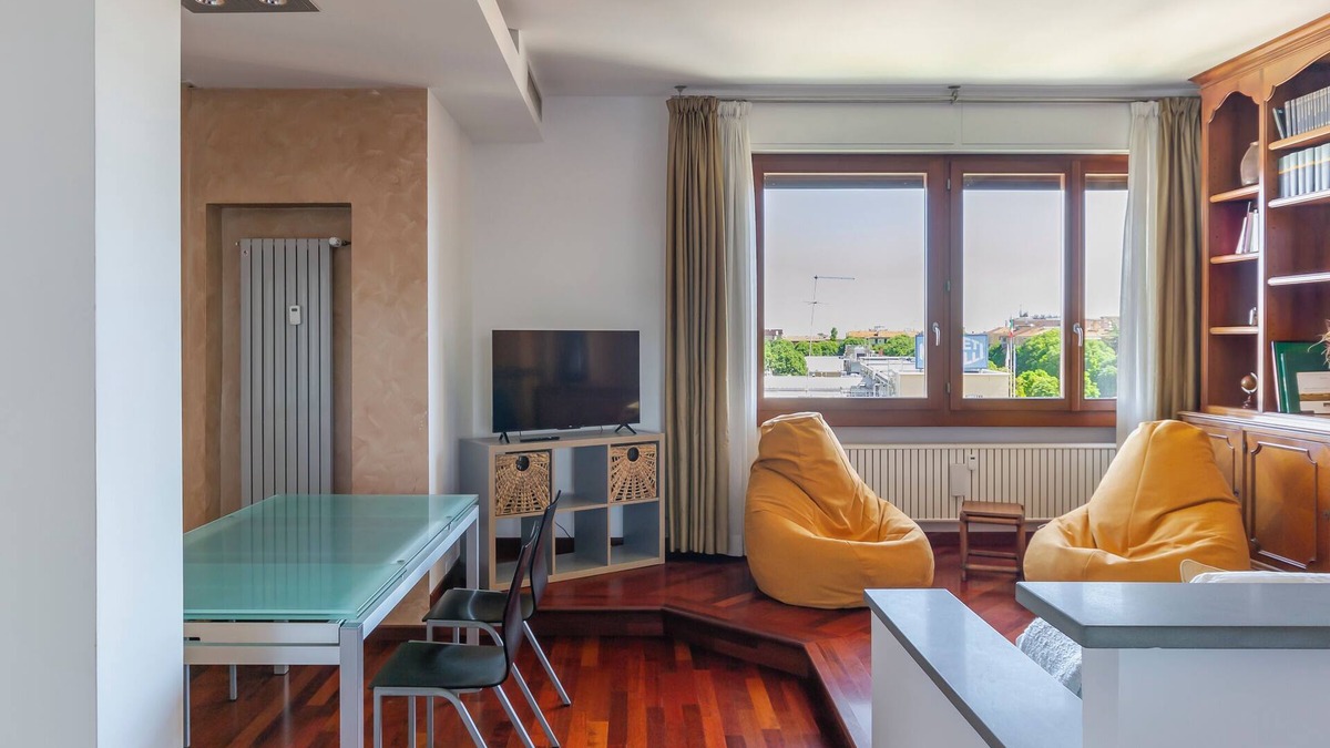 Saragozza-Porto Apartment | Wide apartment close to the center, Stadium, Sanctuary of San Luca.