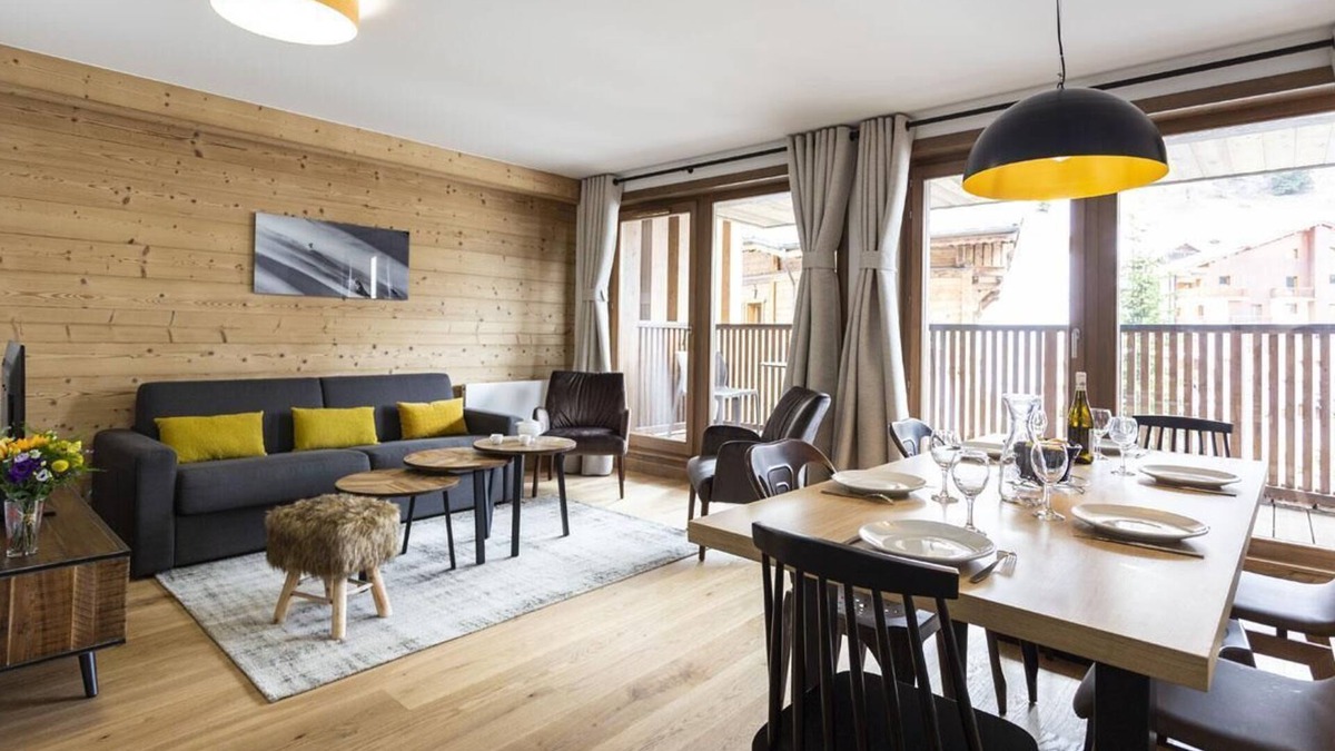 Plagne 1800 Apartment | Wifi, 100m from ski slopes, balcony, parking, tv, ski locker, 68-73m², La Plagne