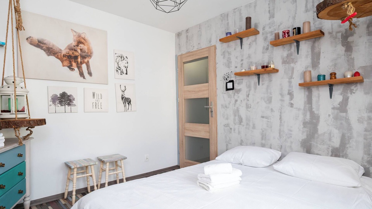 Baluty Apartment | Wild and Free Urban Jungle Apartment