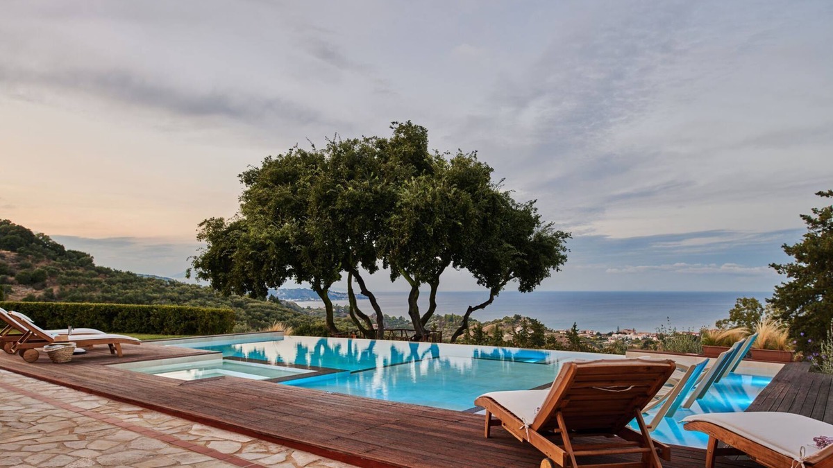 Argassi House | Wild Oak Estate - Holiday Home with Private Pool
