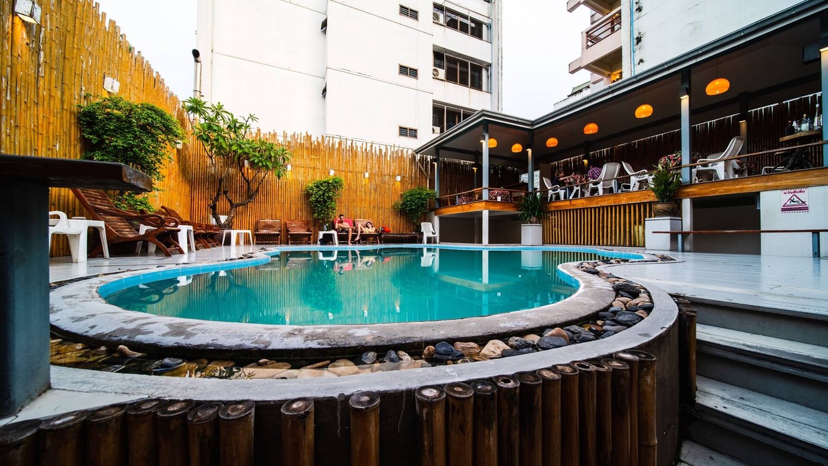 Chana Songkhram Hotel | Wild Orchid Villa
