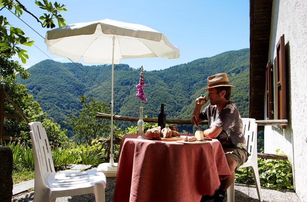 Isorno Apartment | Wild Valley Secluded Apartment 3