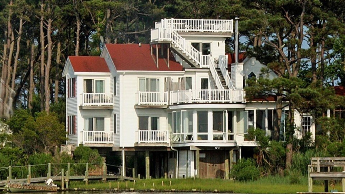 Chincoteague House | Wildcat Cove- Luxury Waterfront Home w/Private Dock On Chincoteague Bay