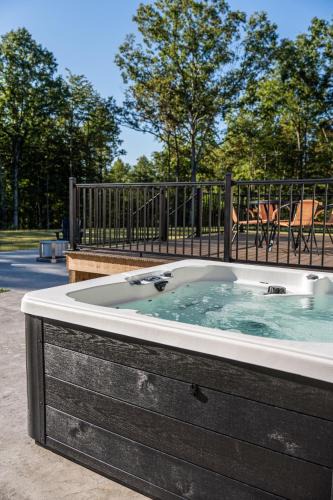 Plummers Landing House | Wildcat Lodge, Morehead KY