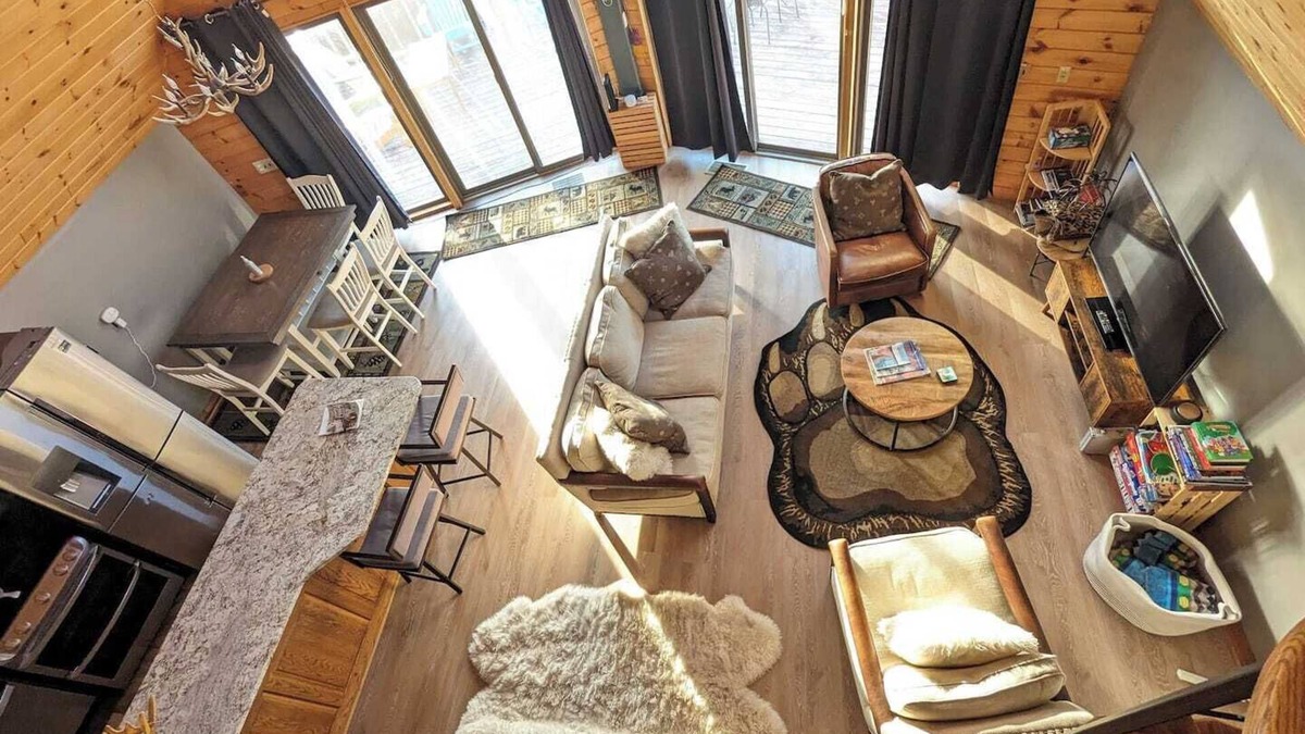 Tofte Cabin | Wildlife Chalet - Barrel Sauna|Lake View|Deck|Grill|TVs|WIFI|Games|Firepit
