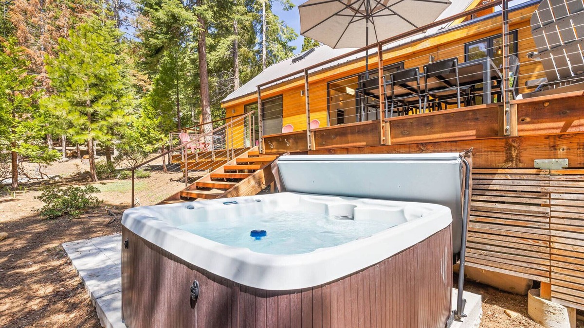 Tahoe Vista House | Wildwood - Modern 2 BR Private Hot tub. Walk to Regional Park and Trails