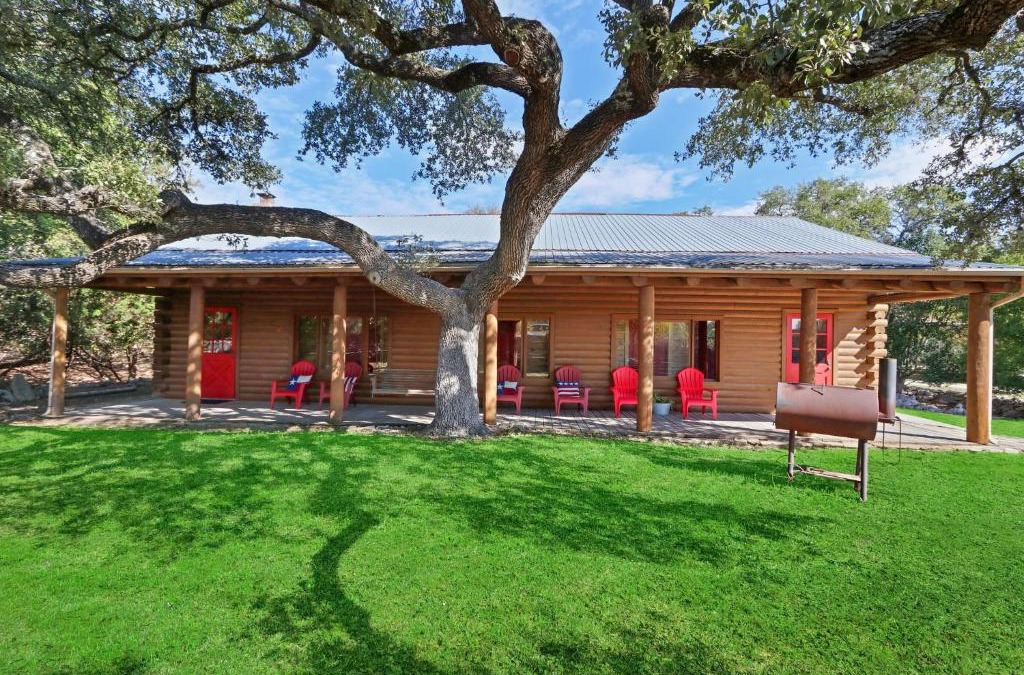 Wimberley House | Wimberley Log Cabins Resort and Suites- Unit 2