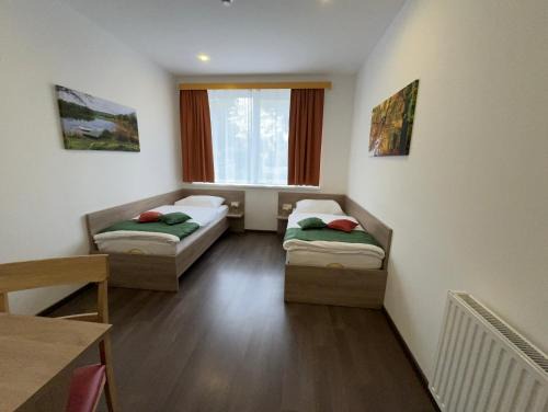 Guntramsdorf Hotel | WinBudget "bed&breakfast" Guntramsdorf