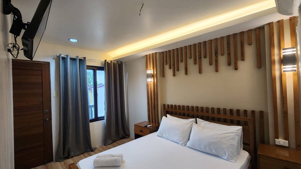 Pili Apartment | Winch Unit 4 ~ Near CWC Cable Park & Golf Course