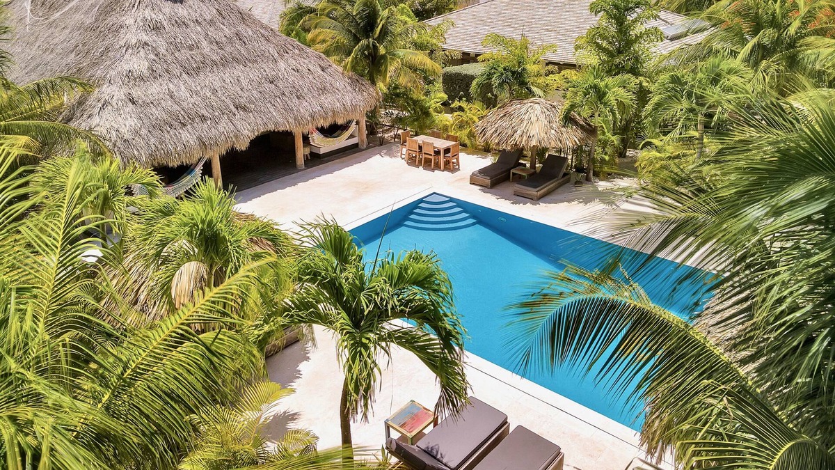 Belnem Hotel | Windhoek Resort Bonaire