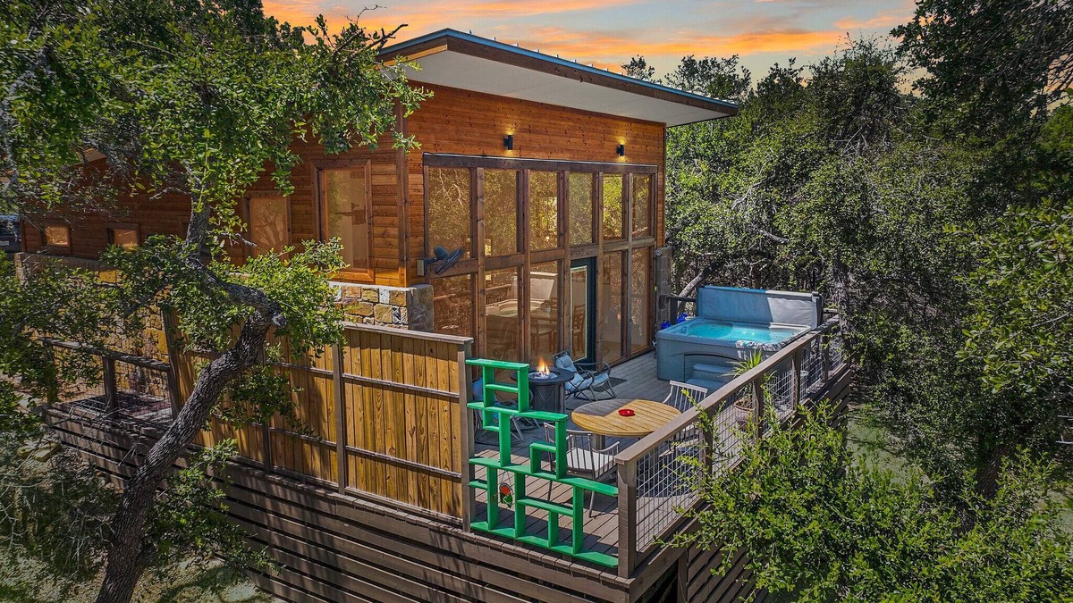 Wimberley Cabin | Windmill Ranch- Arbor Casita #3 I Hot tub, pond