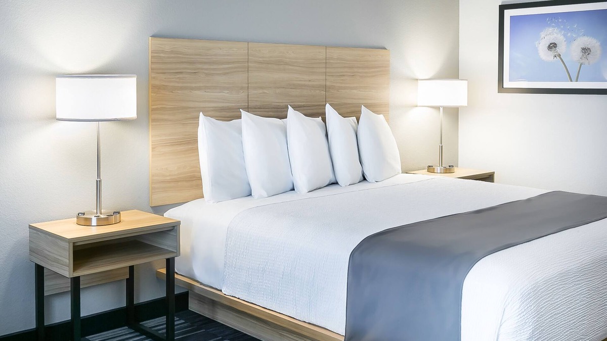 Park City Hotel | Winds Hotel At Crosswinds Casino