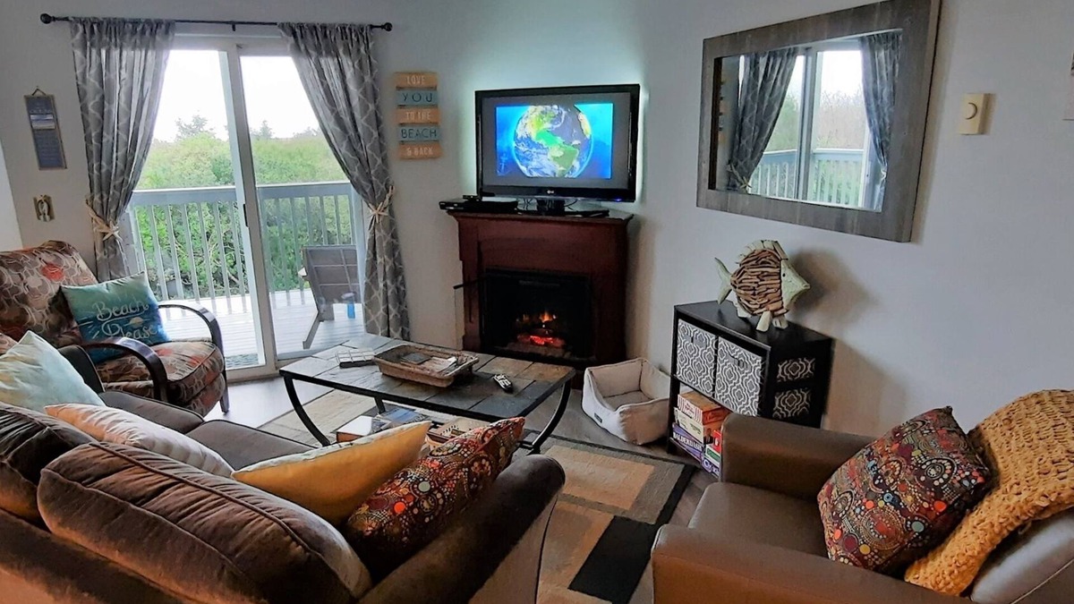 Ocean Shores House | Windsong # 5 - Beautiful Ocean Front Condo