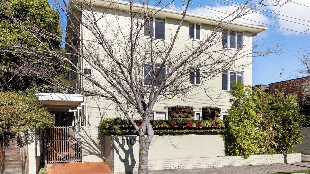 St Kilda Apartment | Windsor Apartments by Urban Rest
