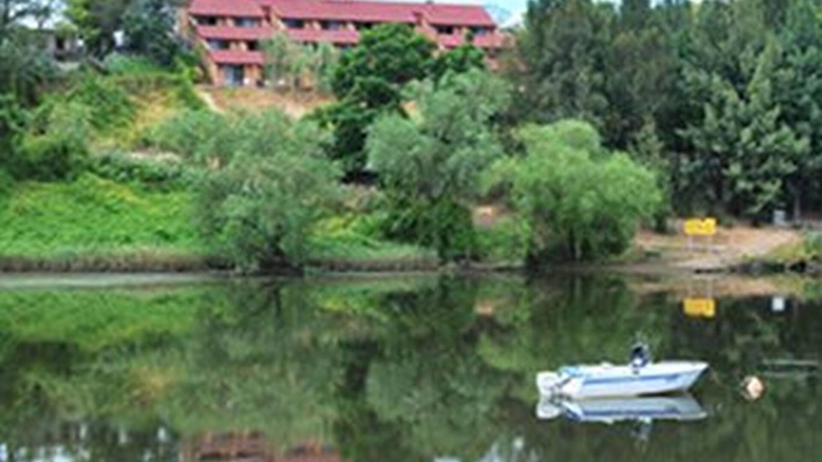 Windsor Hotel | Windsor Riverview Inn
